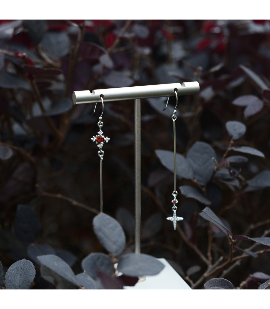 Chapter One-Garnet Classic Red Antique Long Earring